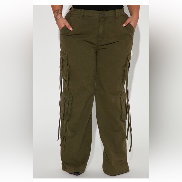 Fashion Nova Cargo Pants - Picture 3 of 7